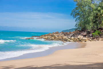 开挂器推荐“手机十三张有没有挂”附开挂脚本详细步骤