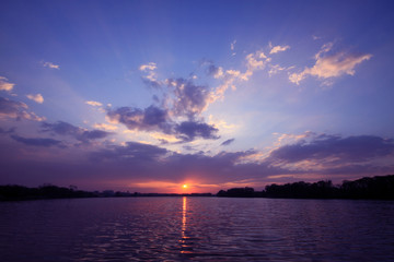 今日必看教程“小程序跑得快可以开挂吗”开挂辅助脚本